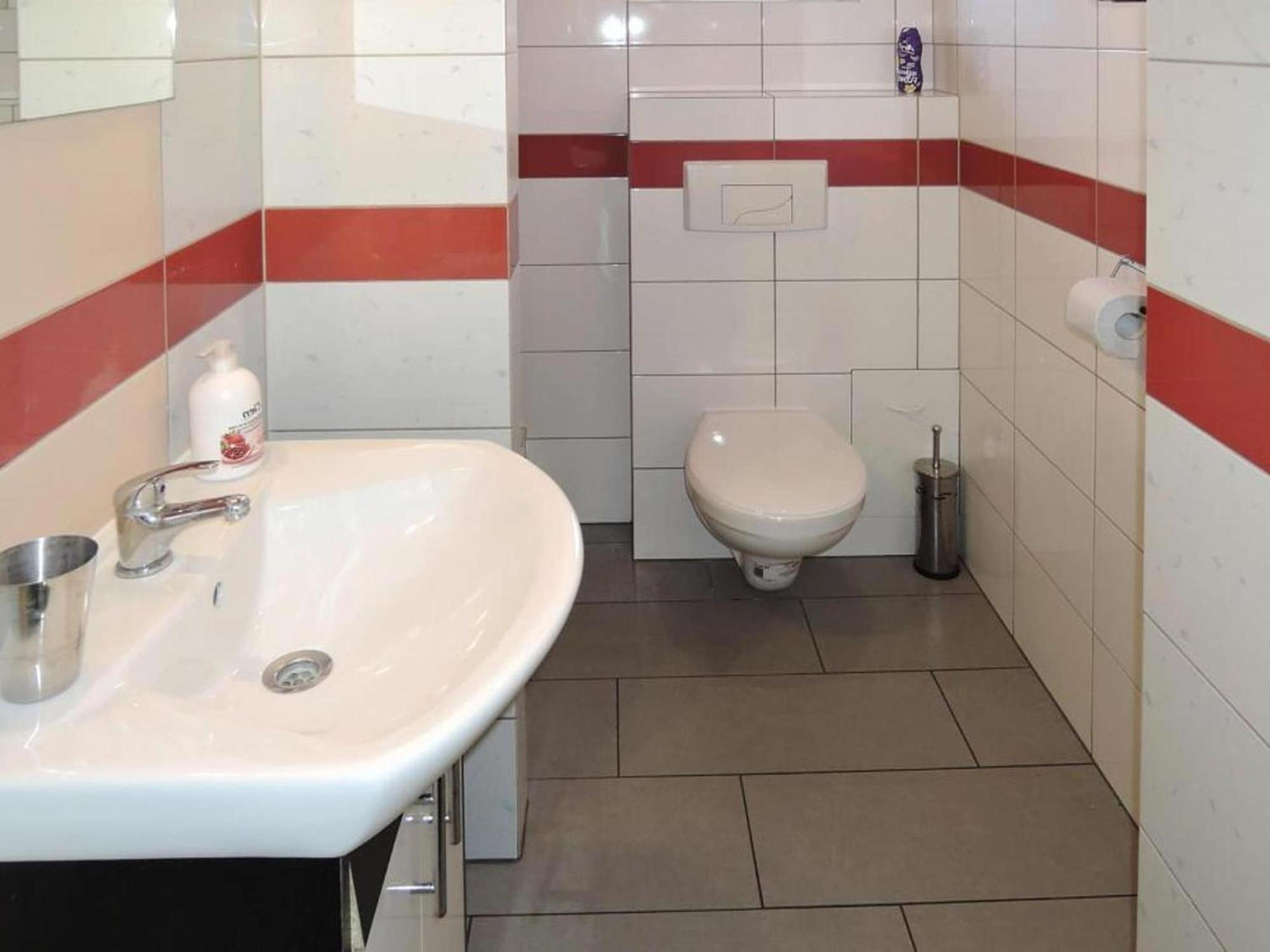 Holiday House In Szczecin At The Lake With Parking Space For 4 Persons Ngoại thất bức ảnh